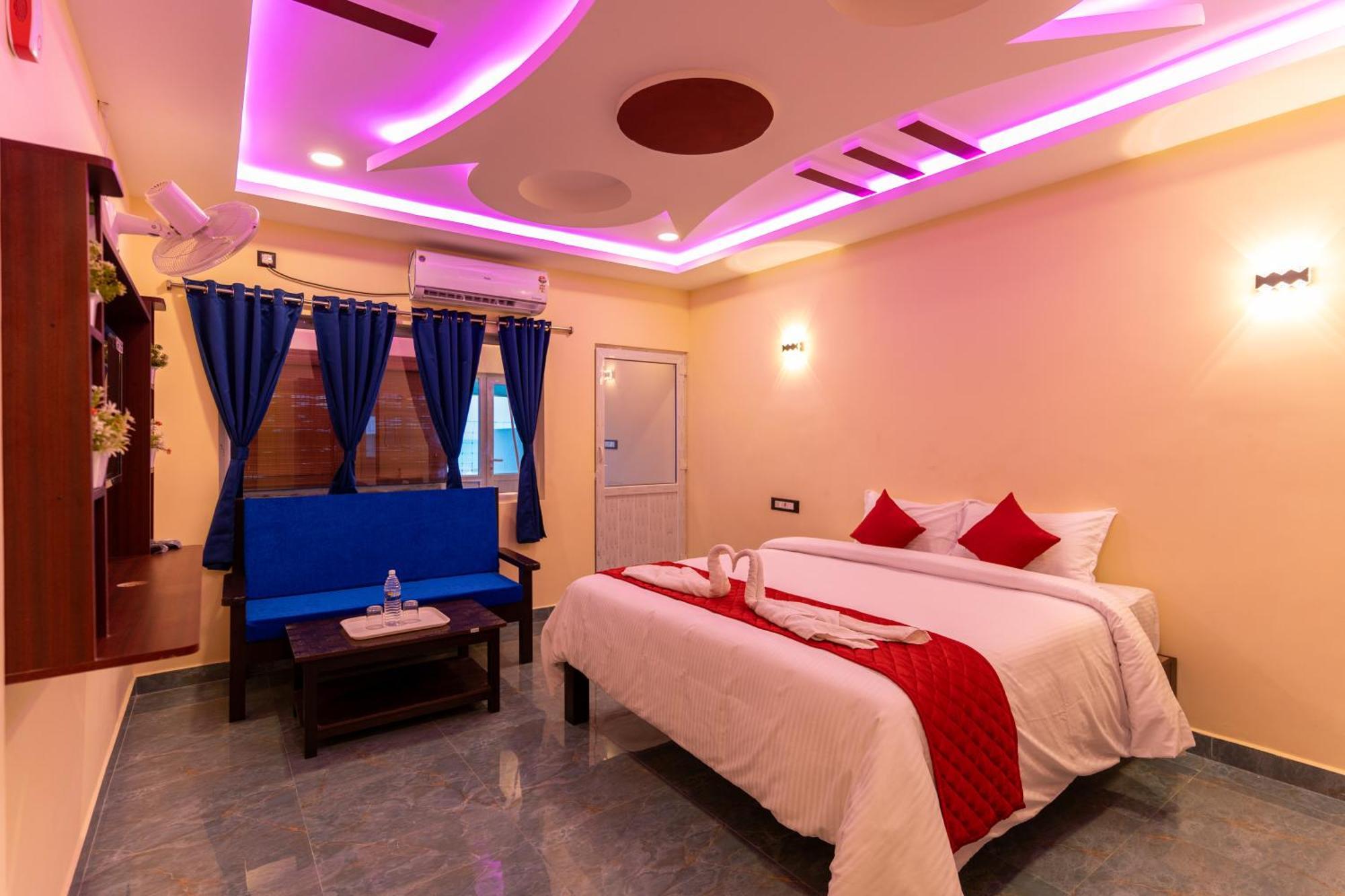 Auro Beach Resort 蓬蒂切里 外观 照片